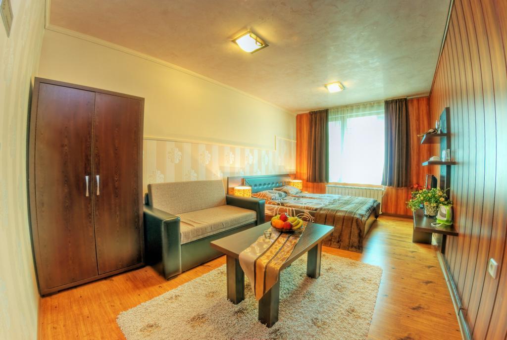 Hotel Forest Glade Pamporowo Zimmer foto